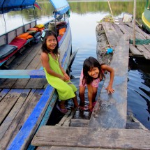 Two girls of the Zacambu lodge